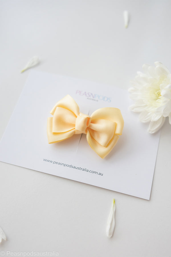 Ribbon Bow