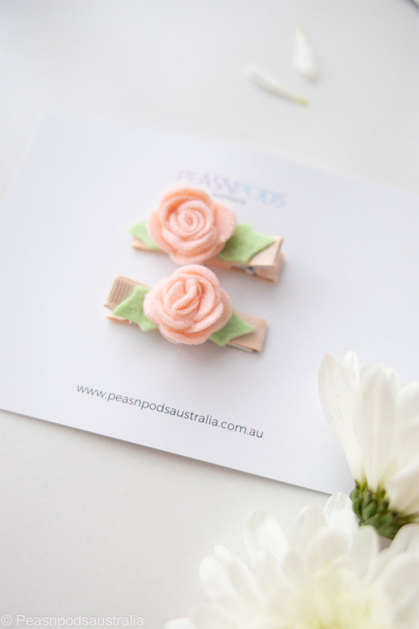 Felt Rose Clips