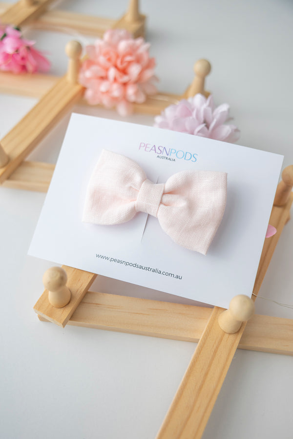 Baby Pink linen Bow